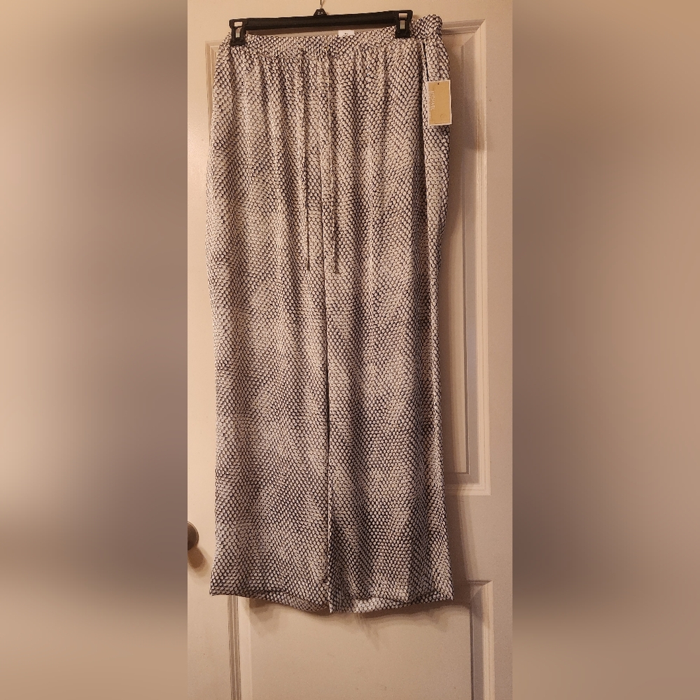 Michael Kors Black, Grey and White Patterned Pants